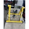 Image 1 : DEUTER YELLOW BIKE TRAINER
