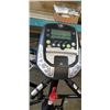 Image 6 : SCHWINN A40 ELIPTICAL. WORKING. WORKS WITH BATTERIES. NO POWER ADAPTER