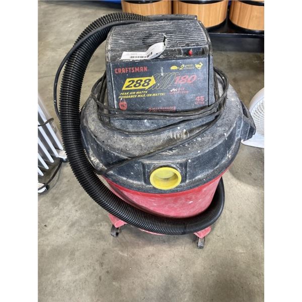 CRAFTSMAN 45 LITRE VACUUM CLEANER WITH SOME ATTACHMENTS. WORKING