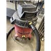 Image 3 : CRAFTSMAN 45 LITRE VACUUM CLEANER WITH SOME ATTACHMENTS. WORKING