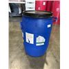 Image 3 : 4 BLUE 24 INCH PLASTIC BARRELS WITH LIDS
