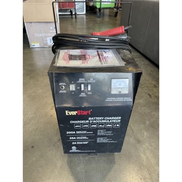 EVERSTART WHEELED FLOOR CHARGER W/ JUMPSTARTER