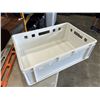 Image 3 : 7 WHITE STACKING BINS 16 X 24 X 7.5 INCH