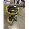 Image 1 : DEWALT STAINLESS 10 GALLON WET DRY SHOP-VAC WORKING WITH HOSE