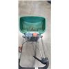 Image 2 : SCOTTS TURF BUILDER EDGEGUARD DLX
