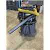 Image 1 : DEWALT STAINLESS 10 GALLON WET DRY SHOP-VAC WORKING WITH HOSE
