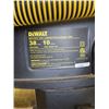 Image 4 : DEWALT STAINLESS 10 GALLON WET DRY SHOP-VAC WORKING WITH HOSE