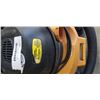 Image 3 : RIDGID 34 LITRE VACUUM CLEANER