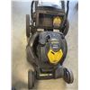 Image 2 : BRIGGS AND STRATTON GAS LAWN MOWER