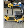 Image 1 : ELECTRIC SCOOTER - WORKING W/ BATTERY CHARGER, NO BATTERY