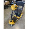 Image 2 : ELECTRIC SCOOTER - WORKING W/ BATTERY CHARGER, NO BATTERY