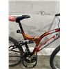 Image 4 : RED SUPERCYCLE BIKE