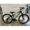 Image 1 : BLACK SCHWINN BIKE