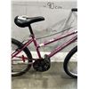Image 4 : PINK BIKE