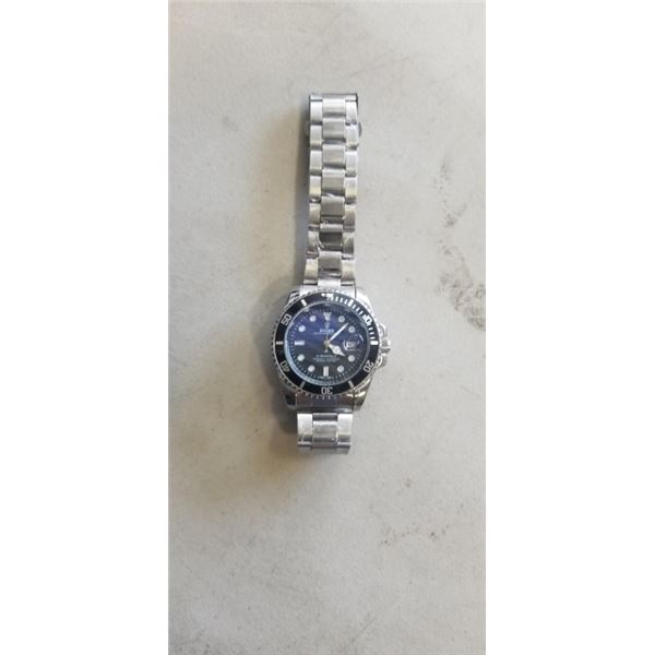 ROLEX SUBMARINER, UNAUTHENTIC