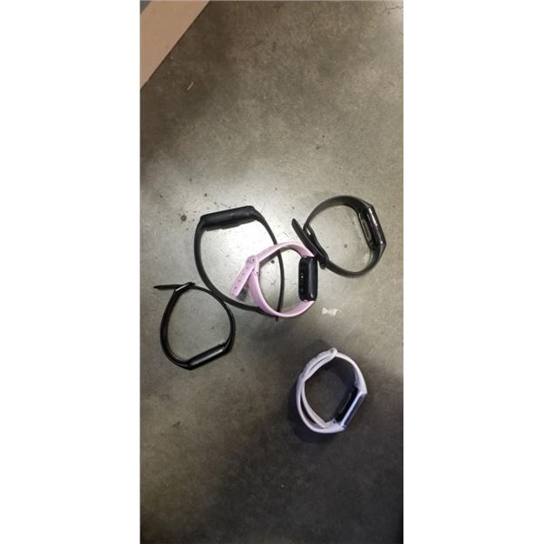 5 FITBIT SMARTWATCHES, UNTESTED, FOR PARTS