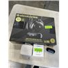 Image 1 : LOT OF 4 HEADPHONES. DEFECTIVE STORE RETURNS