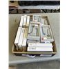 Image 1 : TRAY OF HEYDAY MIC & REMOTE EARBUDS