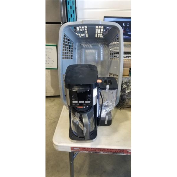 NINJA DUAL BREW COFFEE MAKER MODEL CFP101C. WORKING
