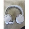 Image 2 : 3 PAIRS OF SONY HEADPHONES