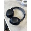 Image 6 : 3 PAIRS OF SONY HEADPHONES