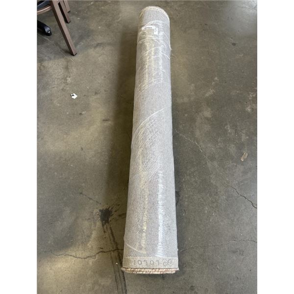 AREA RUG