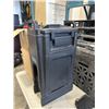Image 2 : CAMBRO DRINK DISPENSER