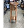 Image 1 : MCM SOLID WOOD PLANT STAND