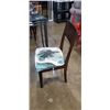 Image 4 : GLASS TOP DINETTE TABLE AND 4 SOLID WOOD CHAIRS