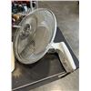 Image 2 : 2 FANS