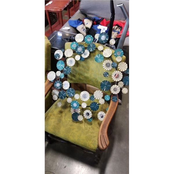 DECORATIVE METAL WALL PIECE