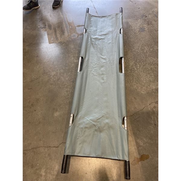 FOLDABLE STRETCHER