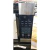 Image 3 : INSIGNIA OVER-THE-RANGE 1.7CU FT MICROWAVE - TESTED WORKING, RETAIL $269