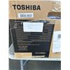 Image 3 : TOSHIBA 1.2 CU FT COUNTERTOP MICROWAVE - TESTED WORKING, RETAIL $179