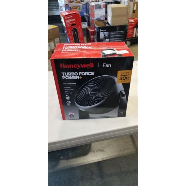 HONEYWELL SUPER TECH 8 FAN - TESTED WORKING