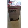 Image 2 : HONEYWELL SUPER TECH 8 FAN - TESTED WORKING