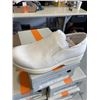 Image 2 : 5 AIRS OF BALL-BAND LADIES SHOE