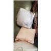 Image 2 : 2 DUVETS, ONE QUEENSIZE, ONE TWIN AND A QUEENSIZE FILLING QUILT