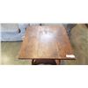 Image 2 : ANTIQUE OAK 2 TIER PARLOR TABLE