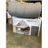 Image 1 : TWIN SIZE MILLIARD FOLDING BED W/ MATTRESS