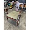 Image 4 : ANTIQUE PARLOR CHAIR AND TABLE