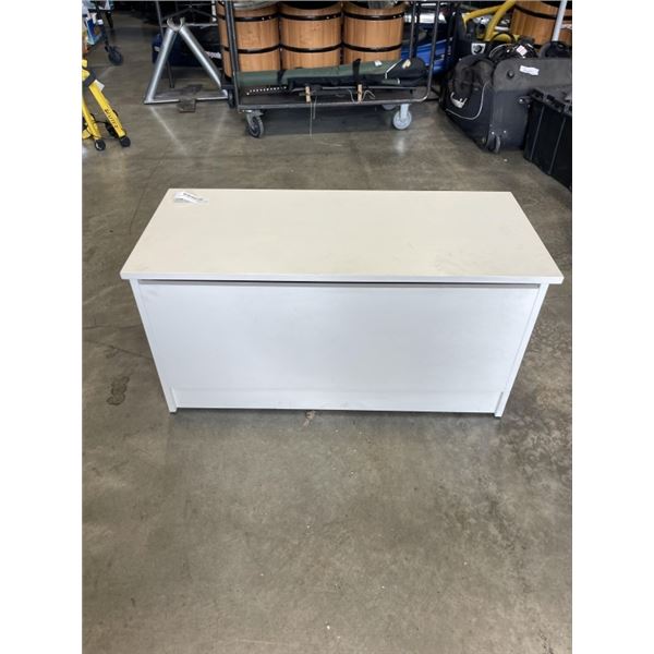 SOLID WOODEN WHITE STORAGE TRUNK