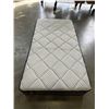 Image 3 : AS NEW SEALY POSTUREPEDIC TWIN MATTRESS
