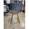 Image 3 : MCM ACCENT CHAIR