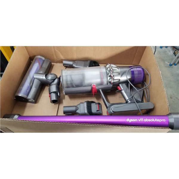 DYSON V11 TORQUE DRIVE CORDLESS STICK VACUUM - TESTED WORKING, RETAIL $799