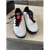 Image 2 : ADIDAS MENS BARRICADE SHOES. SIZE 7.5 US