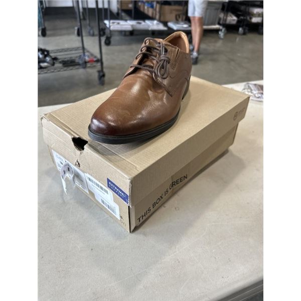 CLARKS COLLECTION MENS WHIDDON PLAIN DARK TAN LEATHER SHOES. SIZE 9.5 US