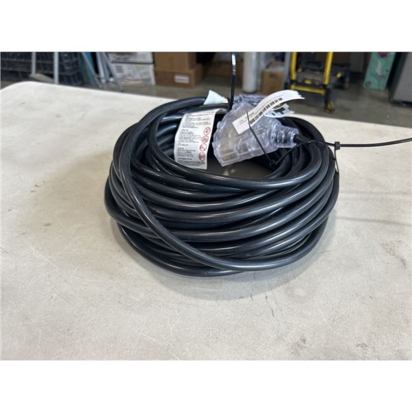 APPROX 100 FEET HEAVY DUTY BLACK 3 PRONG EXTENSION CORD. 12AWGX3C