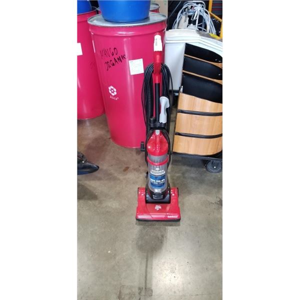 DIRT DEVIL POWER EXPRESS CORDED VACUUM. WORKING