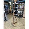 Image 2 : LARGE ADJUSTABLE ART EASEL